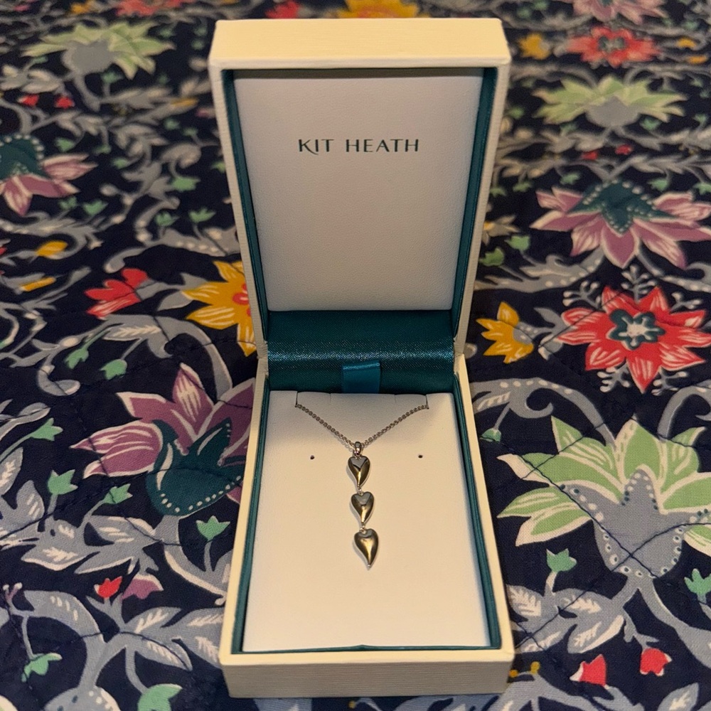Kit Heath Desire Kiss Triple Hearts Necklace